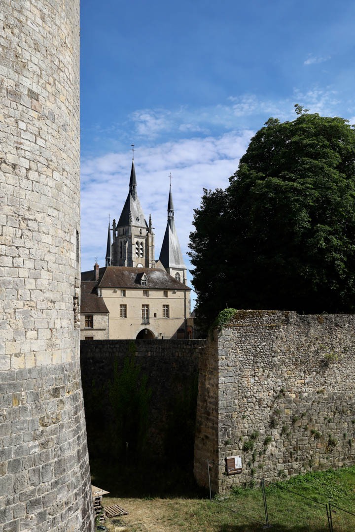 Dourdan-60